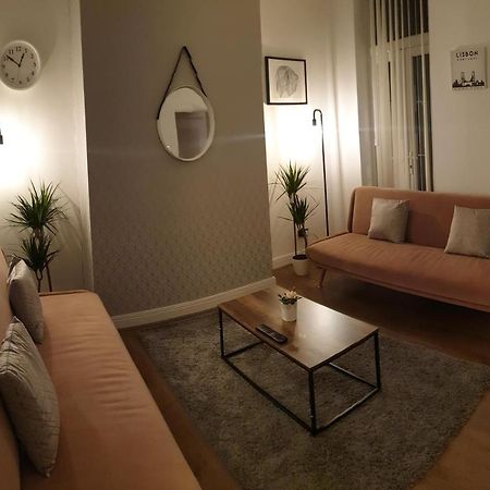 4 Bedrooms, Sleeps 10, Near Lfc & Efc Λίβερπουλ Εξωτερικό φωτογραφία