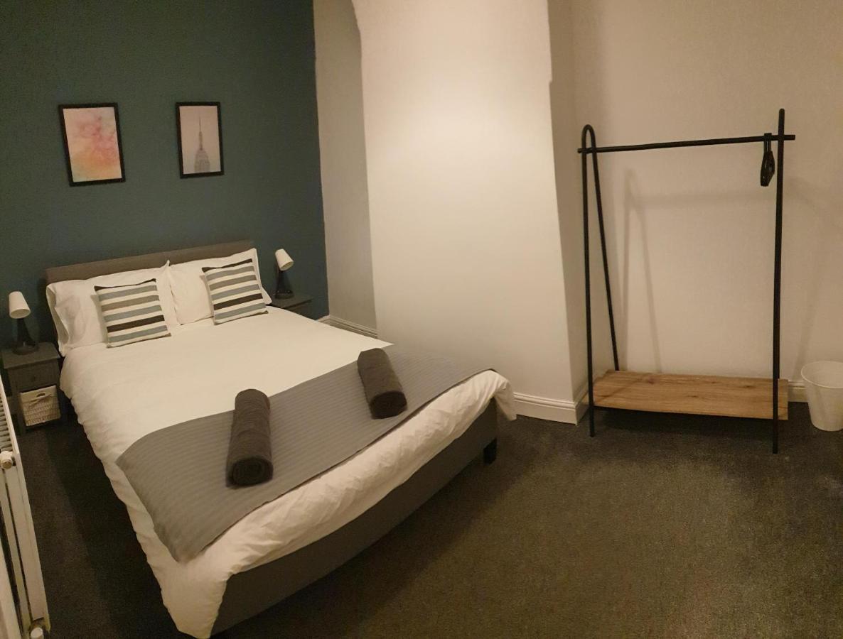 4 Bedrooms, Sleeps 10, Near Lfc & Efc Λίβερπουλ Εξωτερικό φωτογραφία