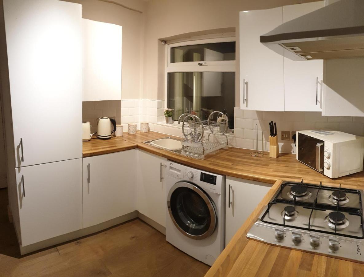 4 Bedrooms, Sleeps 10, Near Lfc & Efc Λίβερπουλ Εξωτερικό φωτογραφία
